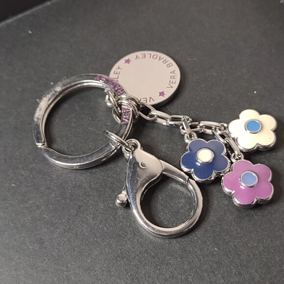 Cute Multicolor Vera Bradley Flower Keychain - Picture 1 of 4